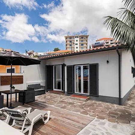 Сasa de vacaciones Terrace By An Island *