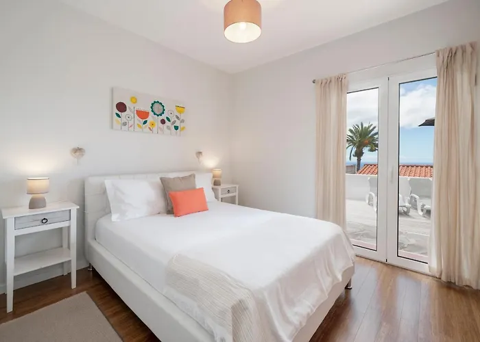 Terrace By An Island Hébergement de vacances *