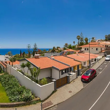 Terrace By An Island Semesterbostad