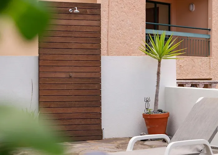 Terrace By An Island בית נופש